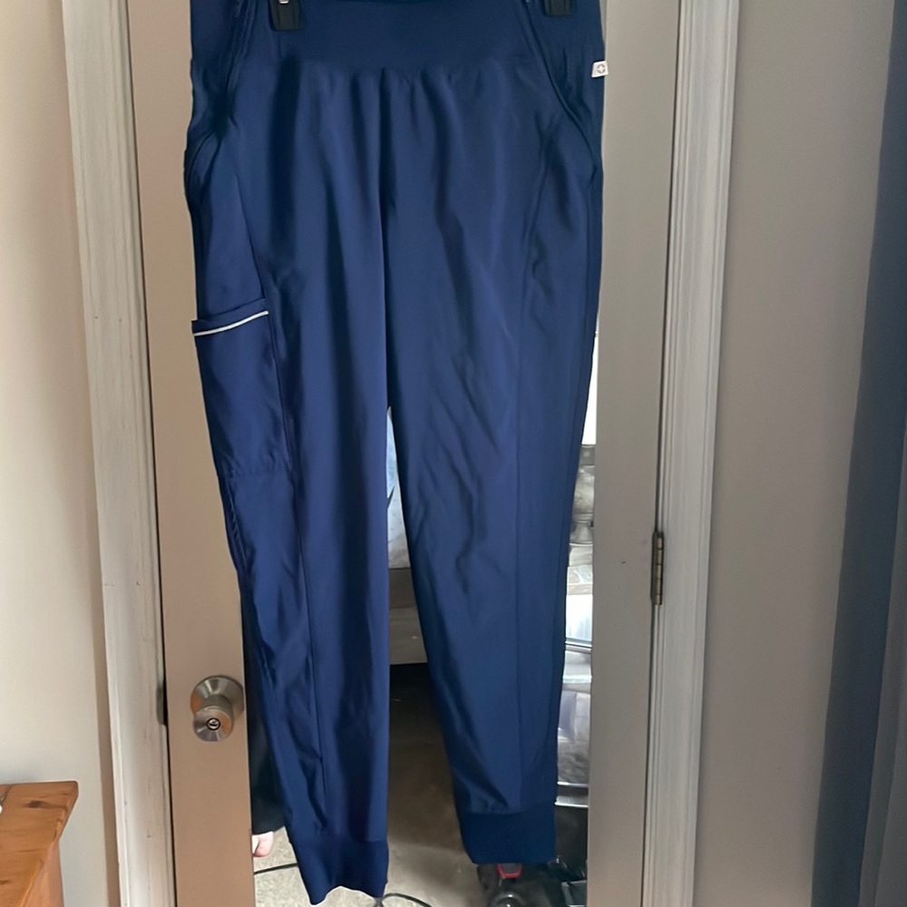 Navy infinity scrub pants women’s